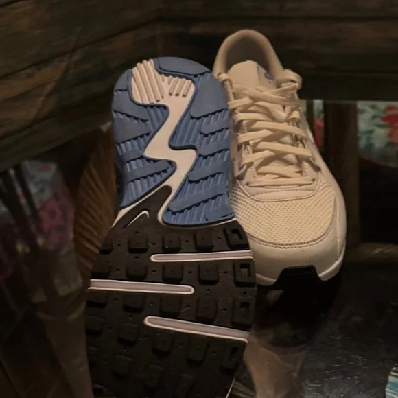 Nike Air White and Blue Sneakers - Picture 7 of 9